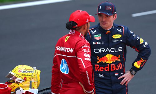 Verstappen túl jól ismeri Hamiltont ahhoz, hogy ne higgye el róla ezt a pletykát